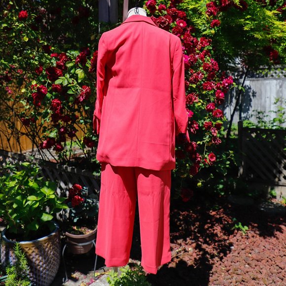 Express High Waisted Cropped Culottes - Picture 4 of 11